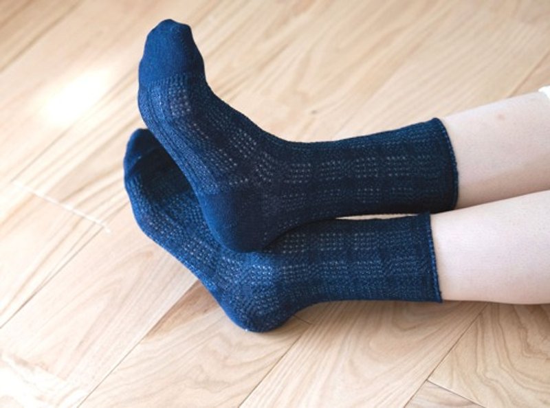 [Indigo dye] Organic Cotton & Linen lace-knit socks - รองเท้าลำลองผู้หญิง - ผ้าฝ้าย/ผ้าลินิน 
