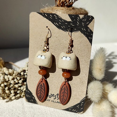 Noonster clay village 【Gift Box】Ivory-white Kitten/long leafy tail Earrings