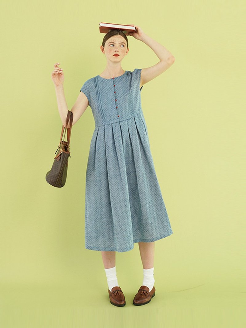 Ecru soli plain white elegant blue polka dot Short Sleeve Dress - ชุดเดรส - ผ้าฝ้าย/ผ้าลินิน สีน้ำเงิน