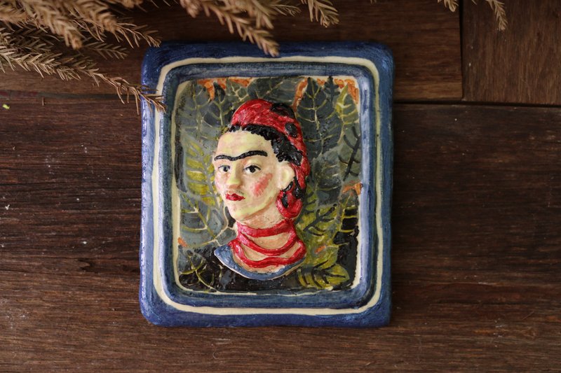 ceramic Frida Portrait - 花瓶/花器 - 陶 綠色