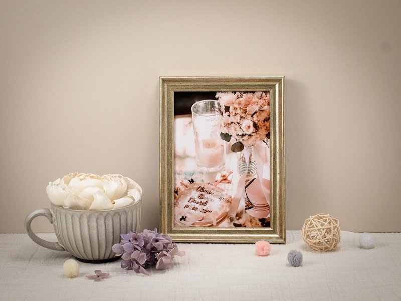 =Vol. Discount=8x10 Tabletop Picture Frame for 5x7 Photo, Vintage Champagne Gold - กรอบรูป - ไม้ สีทอง