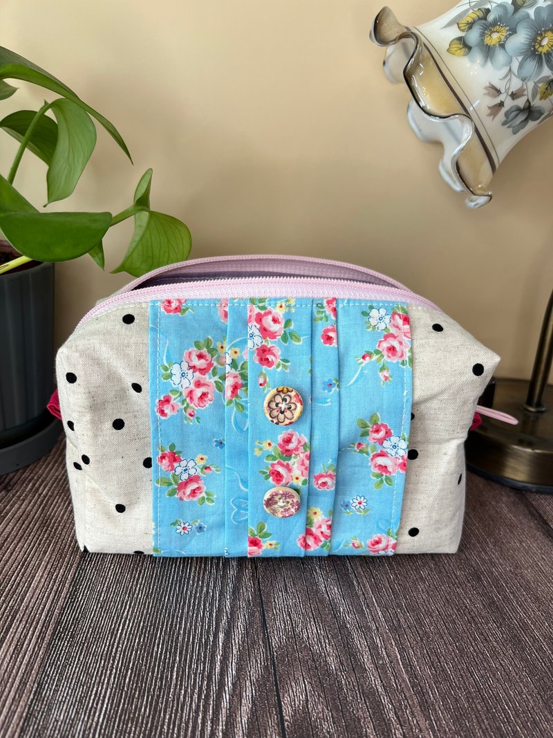 日本製花柄ポーチ - 化妝包/收納袋 - 棉．麻 