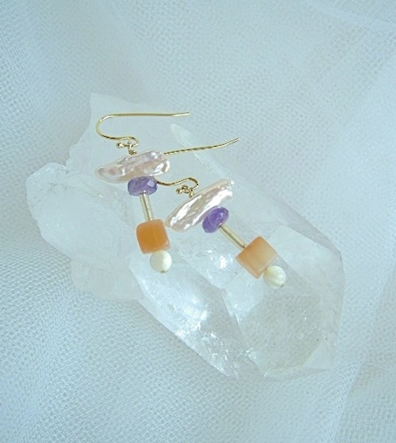 Composition earrings 7 - ต่างหู - เครื่องเพชรพลอย สีส้ม
