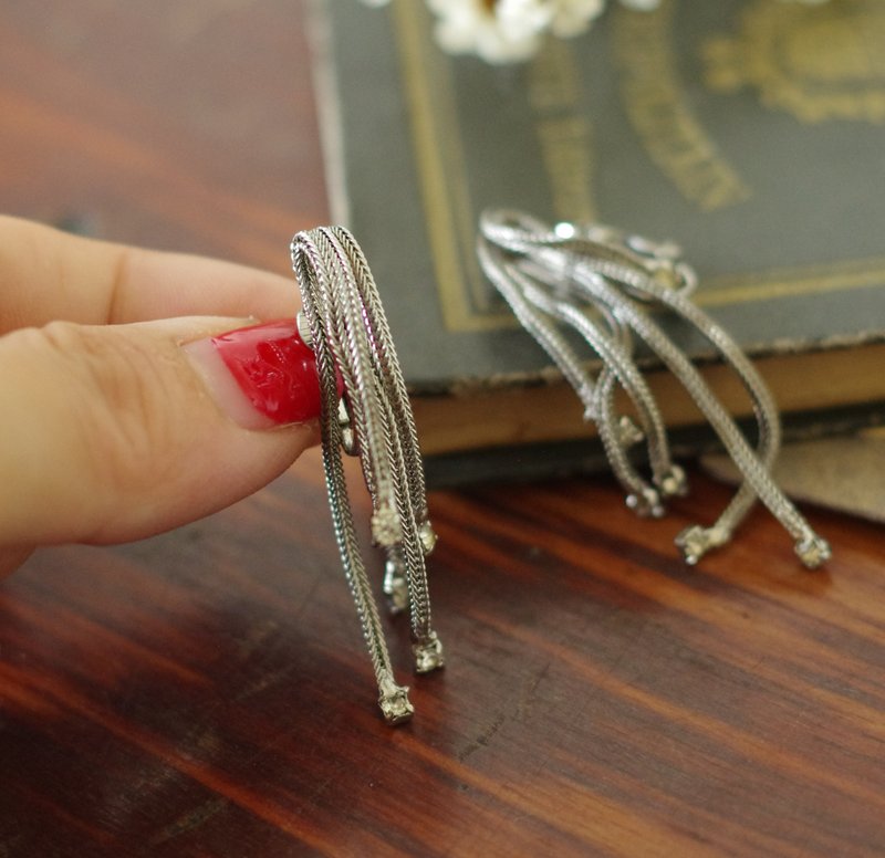 Antique Silver Tassel Drop Clip Earrings C1041 - Earrings & Clip-ons - Other Metals Silver