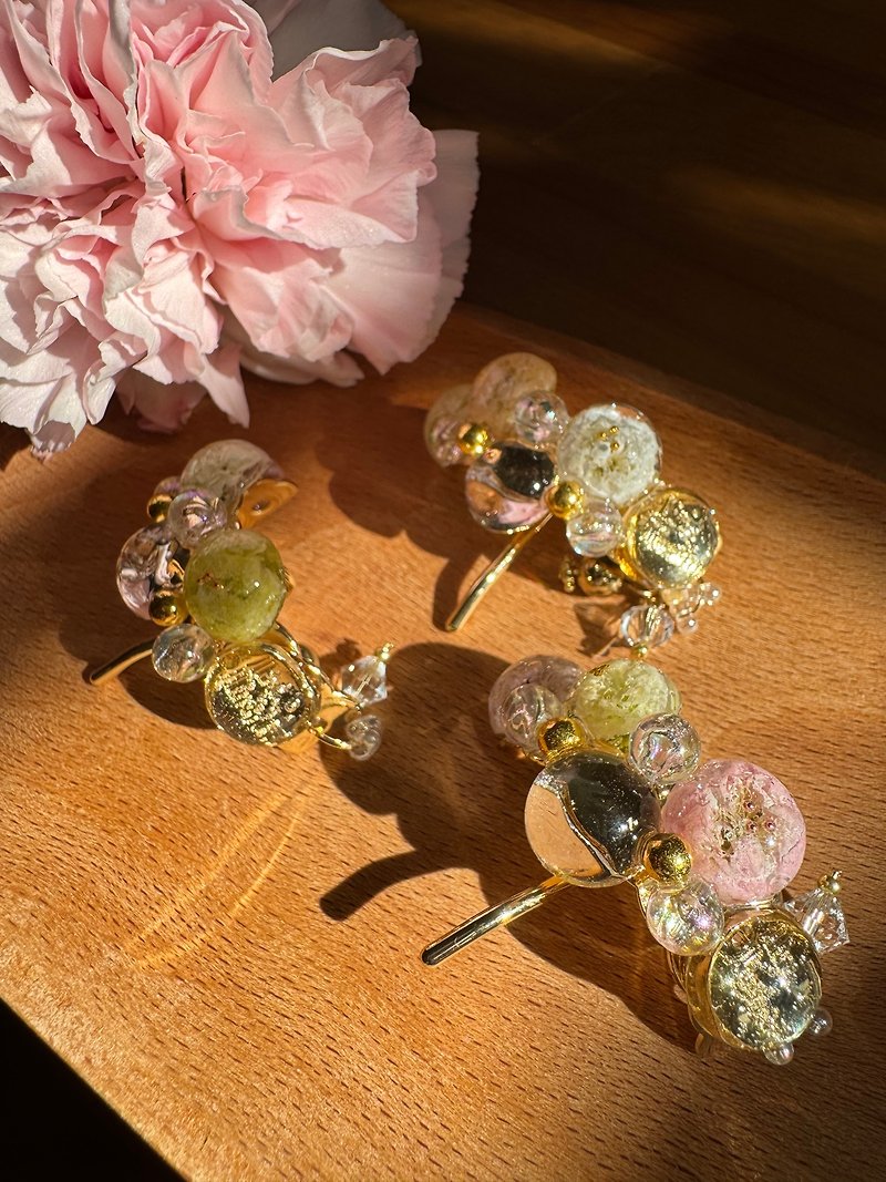 【Spring is coming】Japanese style daily style dried flowers full of stars and sparkling hairpins - เครื่องประดับผม - ยาง หลากหลายสี