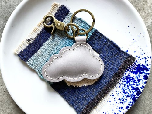 港產皮革｜Leatherism Handmade Products 小雲鑰匙圈 好好縫 皮革材料包 雲朵 義大利植鞣 皮革DIY 匙扣