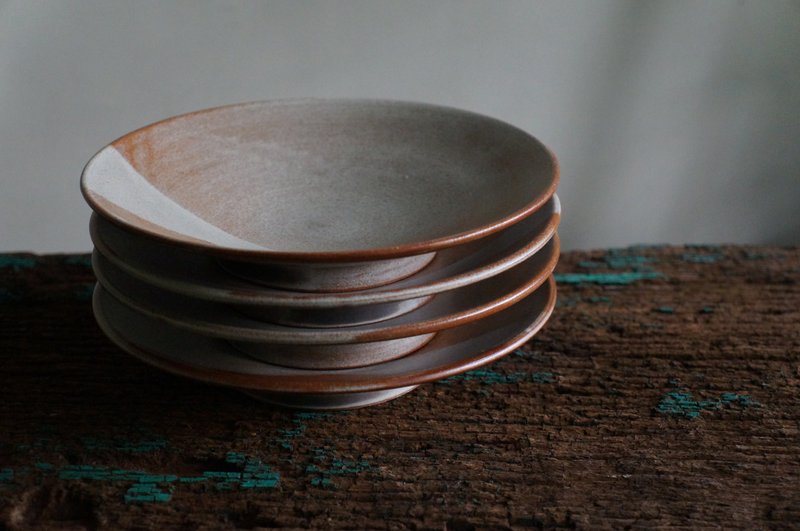 [Shen Mu Series] 20cm middle plate - Plates & Trays - Pottery Brown