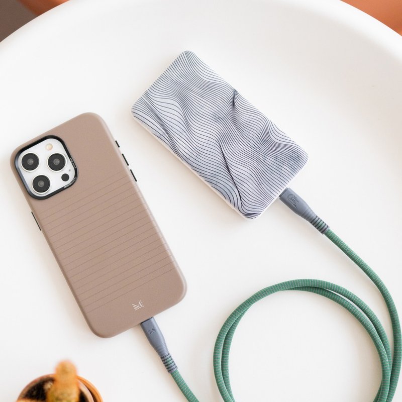 只限香港 - 10000mAh 22.5W PD3.0 QC4.0 移動電源 - 雲石波浪 - 無線充電盤/板/座 - 其他金屬 灰色