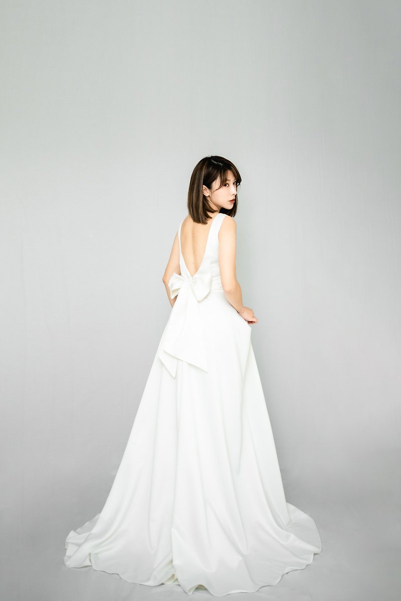 WhiteLits自家設計輕婚紗輕晚裝 - 連身裙 - 絲．絹 白色