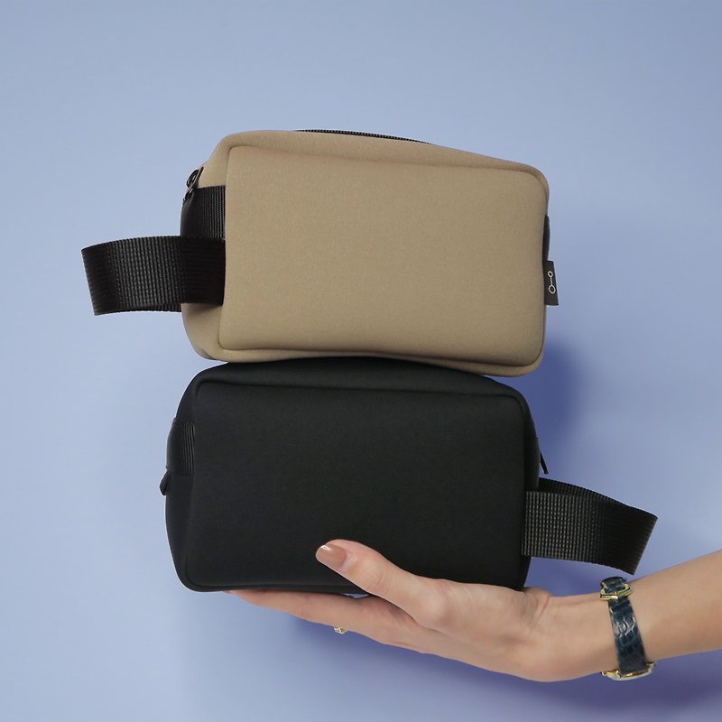 [2023 New Color] Mini Pillow Small Pillow Storage Bag Miscellaneous Bag Cosmetic Bag Clutch - กระเป๋าเครื่องสำอาง - วัสดุกันนำ้ สีกากี