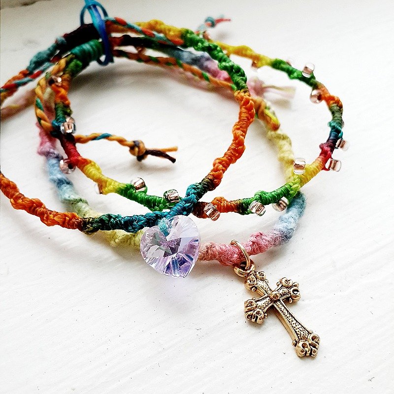 momolico candy arm 繩編手環 彩虹水晶十字架 - 手鍊/手環 - 其他材質 綠色