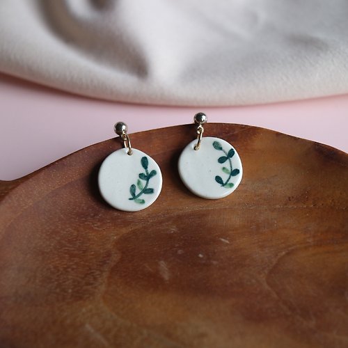 Joon Studio green leaf earrings