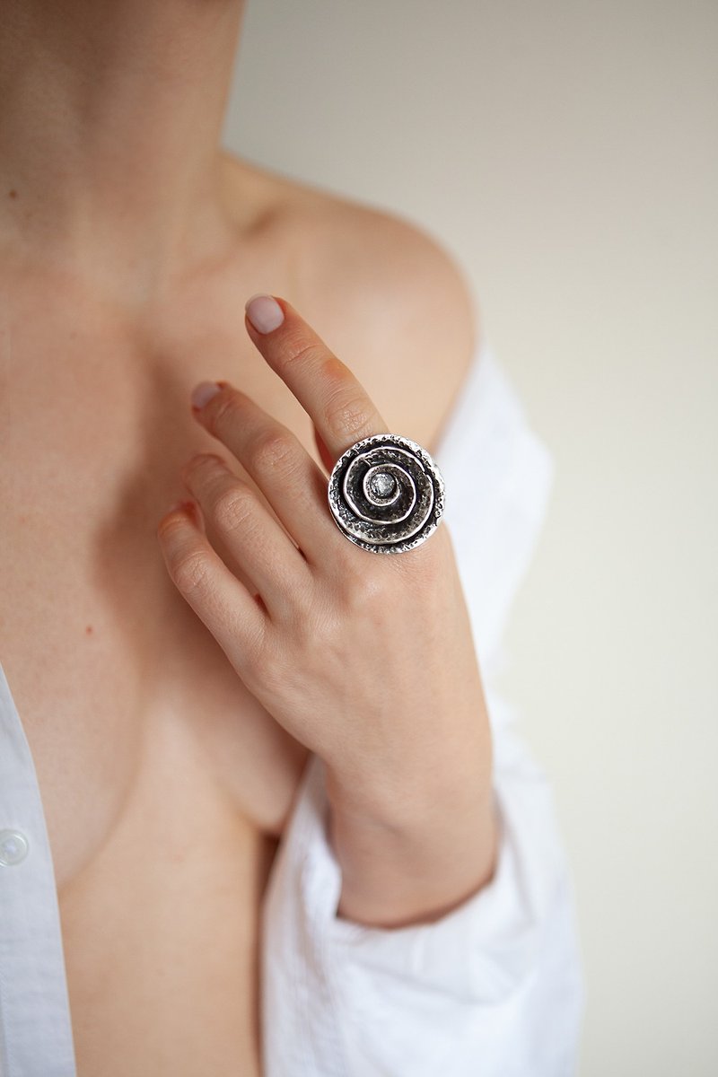 銅/黃銅 戒指 銀色 - Round ring, Flower ring, Brass and silver ring, Large ring, Handmade ring