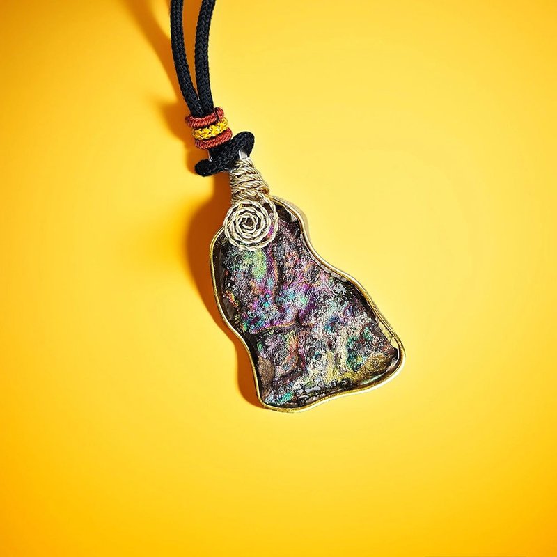 Pendant - Top premium rare Iridescent Goethite COLOUR:rainbow 100% natural - Necklaces - Precious Metals Multicolor