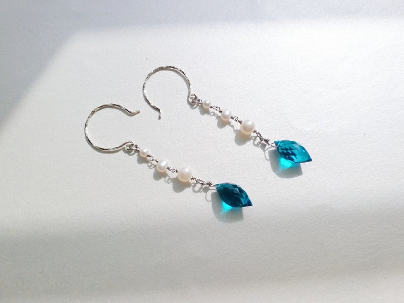 -寧芙的禮物-925銀湖水藍色石英珍珠耳環 - 耳環/耳夾/耳骨夾 - 純銀 綠色