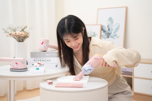 お値下げ　キティ　スタンド掃除機　ハンディ掃除機　レア 500x0.jpg