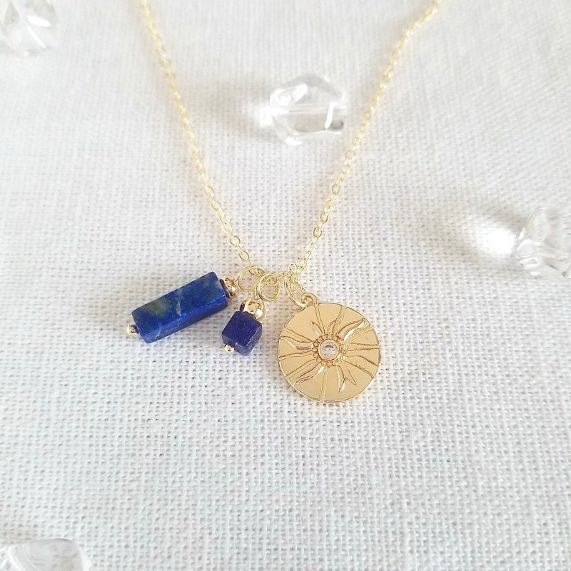 青金石 藍紋石 靈氣水晶項鍊 | 自選吊墜: 月亮/星空/太陽/玫瑰 - 項鍊 - 水晶 藍色