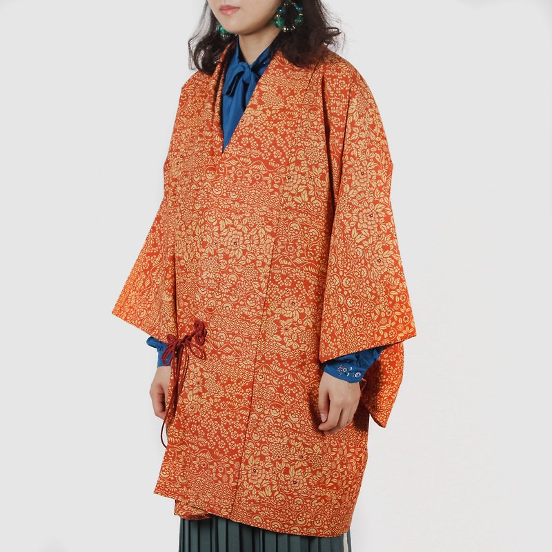 [Egg plant ancient] Orange Ocean Hydrangea printed vintage kimono feather weaving - เสื้อแจ็คเก็ต - ไฟเบอร์อื่นๆ สีส้ม