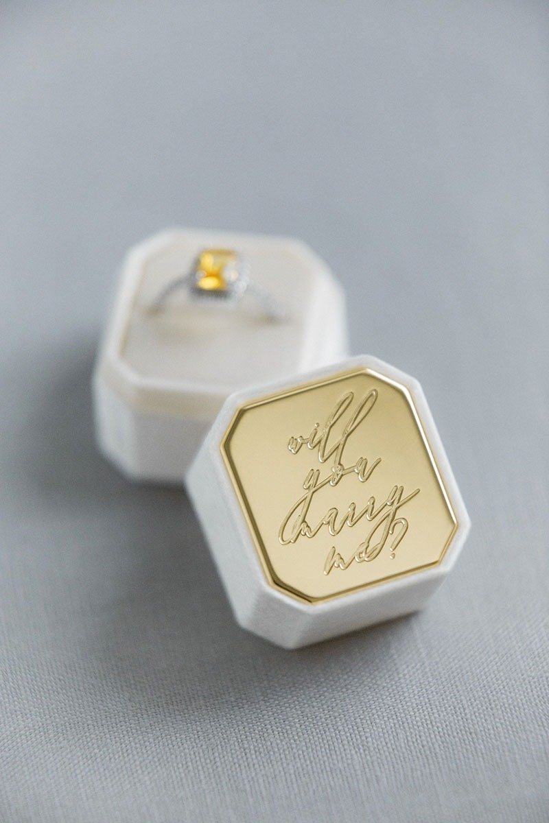 Velvet ring box - OCTAGON PETITE - Handmade Vintage Wedding Proposal Engagement - 戒指 - 其他材質 白色