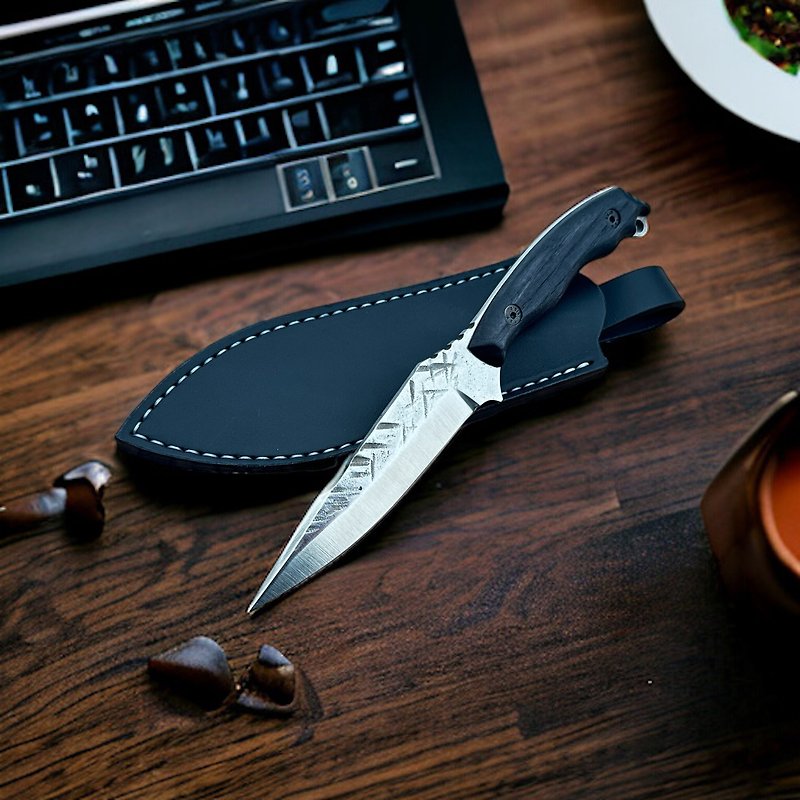 Tactical knife made of 4 mm carbon steel, forged pocket knife, small knife - งานโลหะ/เครื่องประดับ - โลหะ สีดำ