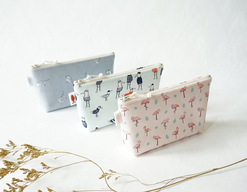 /Bird Series// Portable cosmetic bag/Small things bag/Travel bag - Toiletry Bags & Pouches - Cotton & Hemp Multicolor