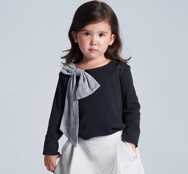 French elegant bow top - เสื้อยืด - ผ้าฝ้าย/ผ้าลินิน สีดำ