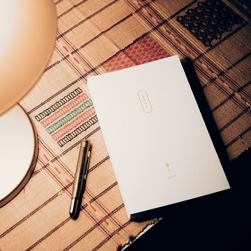 Livework smart key blank notebook (pen special paper) - flower tea white, LWK58997 - สมุดบันทึก/สมุดปฏิทิน - กระดาษ ขาว