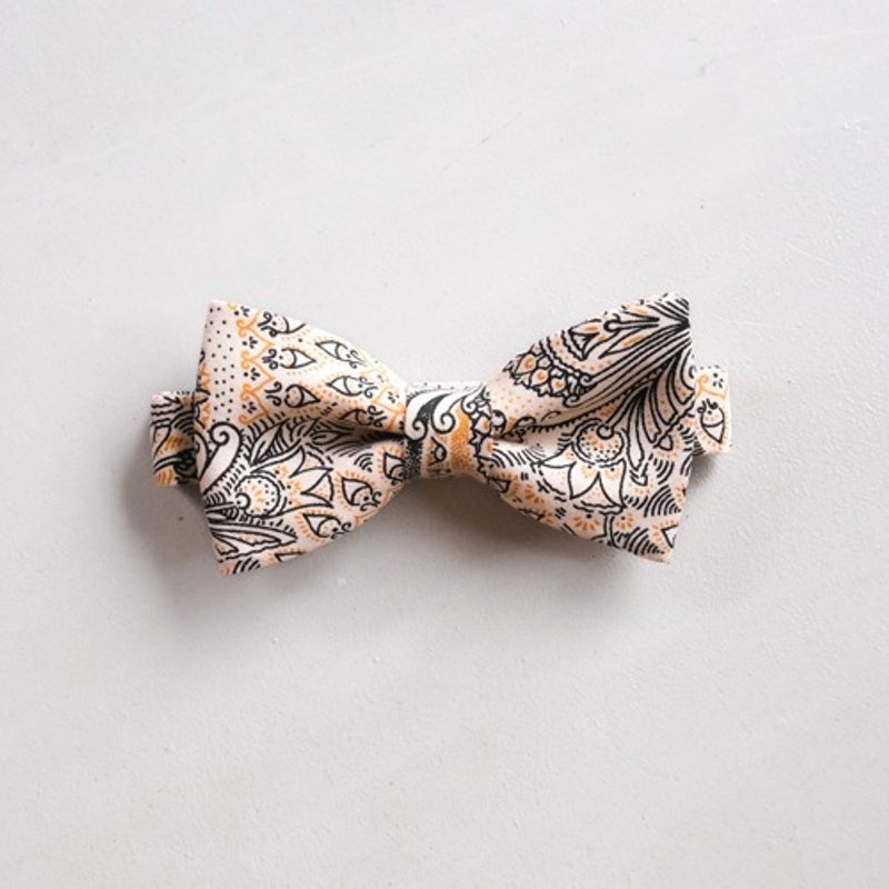 Shweshwe Fabric Bow Tie Shweshwe Beige - Other - Cotton & Hemp 