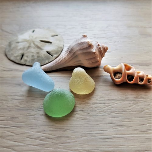 本物のシーグラス。日本海P035からあなたのための珍しい色の