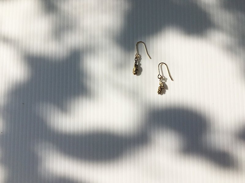 《YANGYANG》Little Botanic Garden: earrings - ต่างหู - โลหะ สีทอง