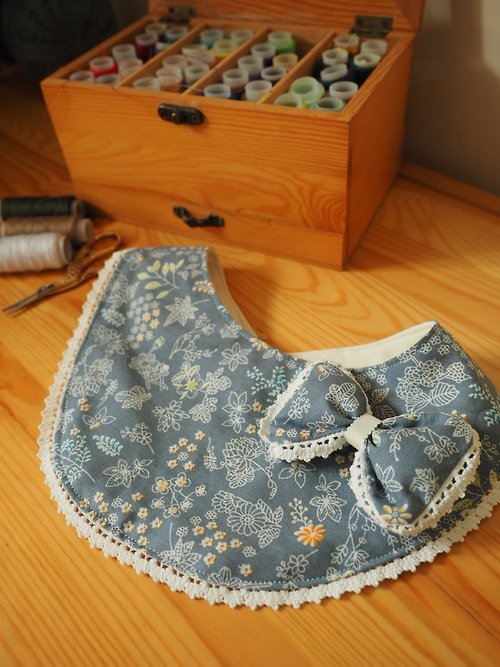 sunflowercorsage 彌月禮盒 手作嬰兒小孩圍巾 髮帶 髮夾兩用 藍色白碎花圖案