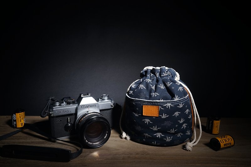 Cotton Printed camera Pouch (L) Orizuru Kasuri - Camera Bags & Camera Cases - Cotton & Hemp Blue