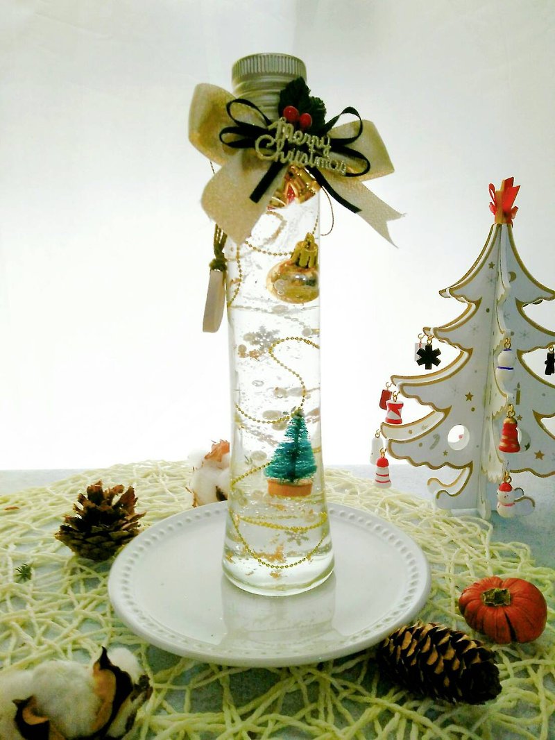 聖誕浮游瓶+擴香片+醒目薰衣草精油 聖誕裝飾 錯過今年再等明年嘍 - 擺飾/家飾品 - 其他材質 透明