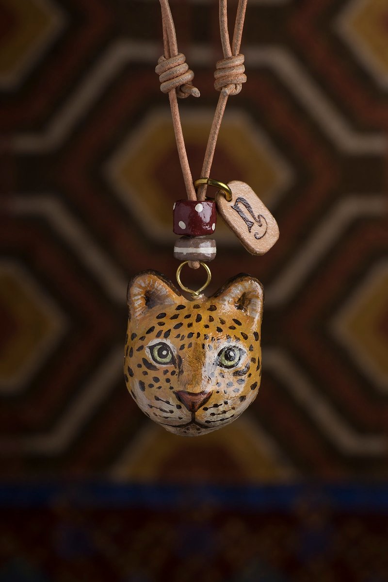 Leopard Pendant Necklace/ Animal Necklace - สร้อยติดคอ - กระดาษ สีเหลือง
