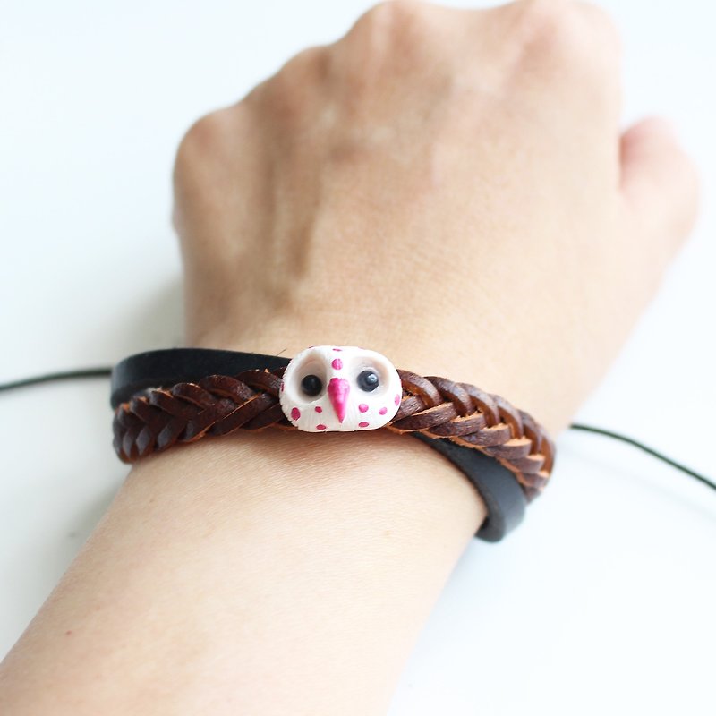 White Owl bracelet - สร้อยข้อมือ - หนังแท้ สีนำ้ตาล