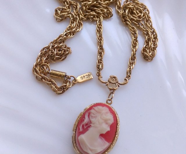 1928 on sale cameo necklace