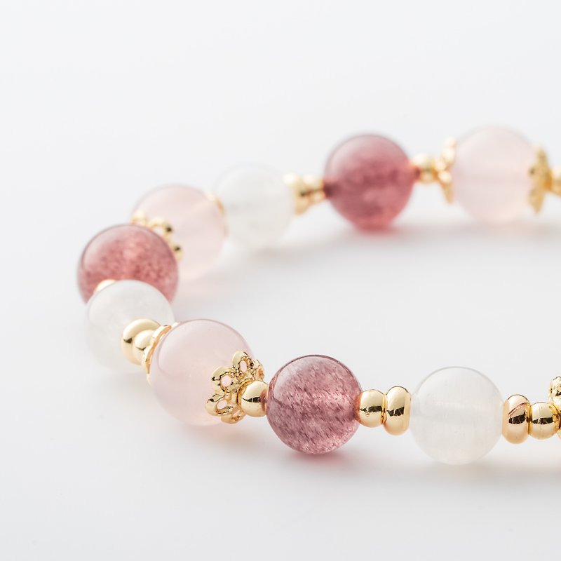 【月光下的花海】草莓晶 粉晶 月光石 - 手鍊/手鐲 - 水晶 粉紅色