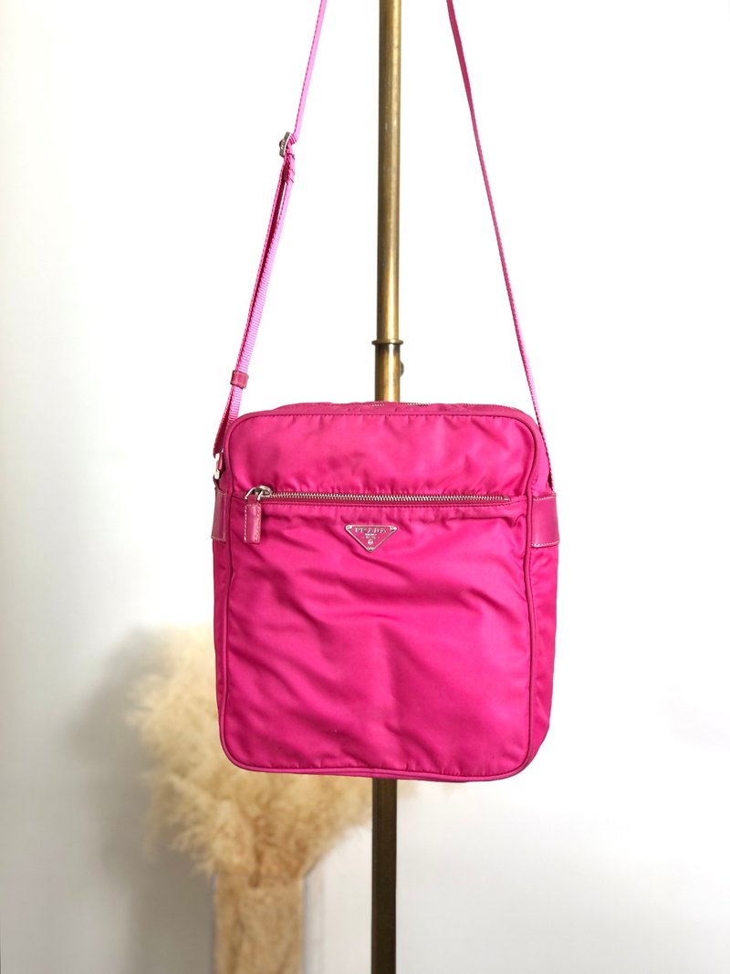 【 日本直送　名牌中古包 】PRADA プラダ ショルダーバッグ ピンク トライアングルロゴ ナイロン vintage ヴィンテージ オールド b2e8ue - 側背包/斜背包 - 尼龍 粉紅色