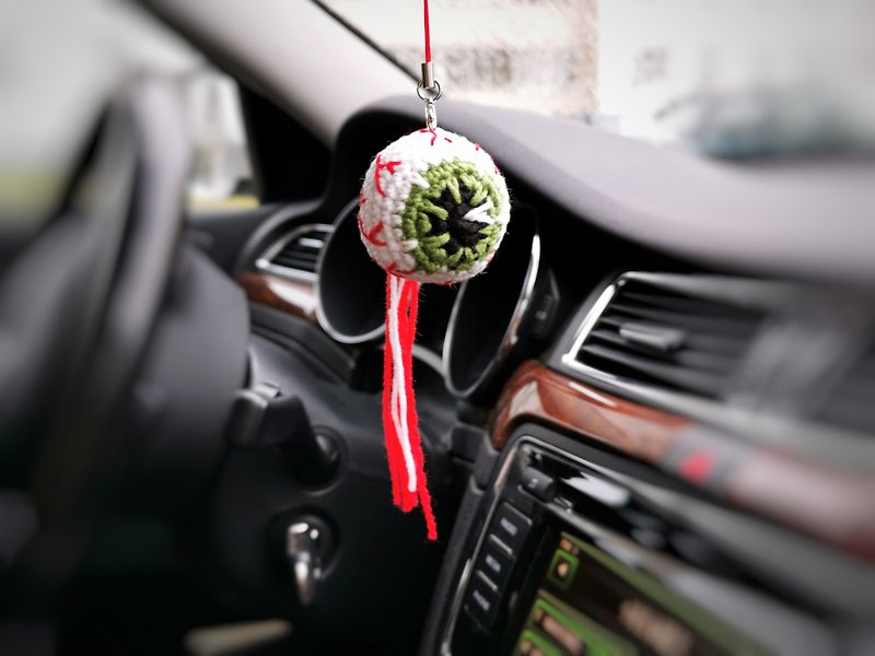 Zombie eye keychain,halloween accessory, Zombie eye plush, car rear view hanging - ที่ห้อยกุญแจ - วัสดุอื่นๆ ขาว