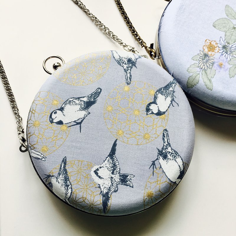 パープルの鳥の純粋な綿布の小さな丸いバッグ - 手持ち/クロスボディ兼用 - ショルダーバッグ - コットン・麻 パープル