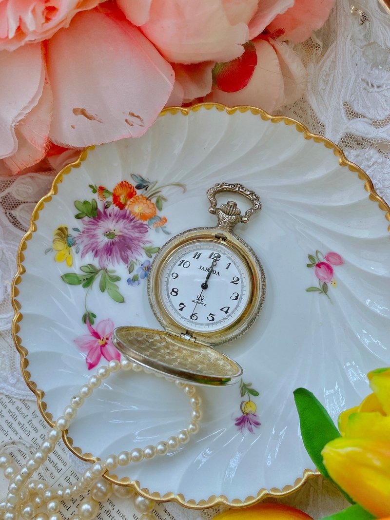 1960 Silver plated engraved antique watch vintage pocket watch functional Christmas gift - นาฬิกาผู้หญิง - เงิน สีเงิน