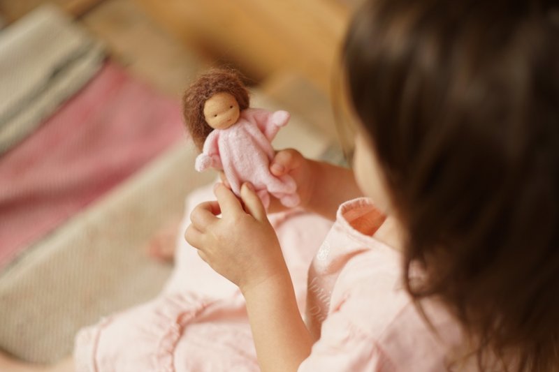 Small Waldorf doll Soft baby doll Pocket doll for baby - ของเล่นเด็ก - ขนแกะ สึชมพู