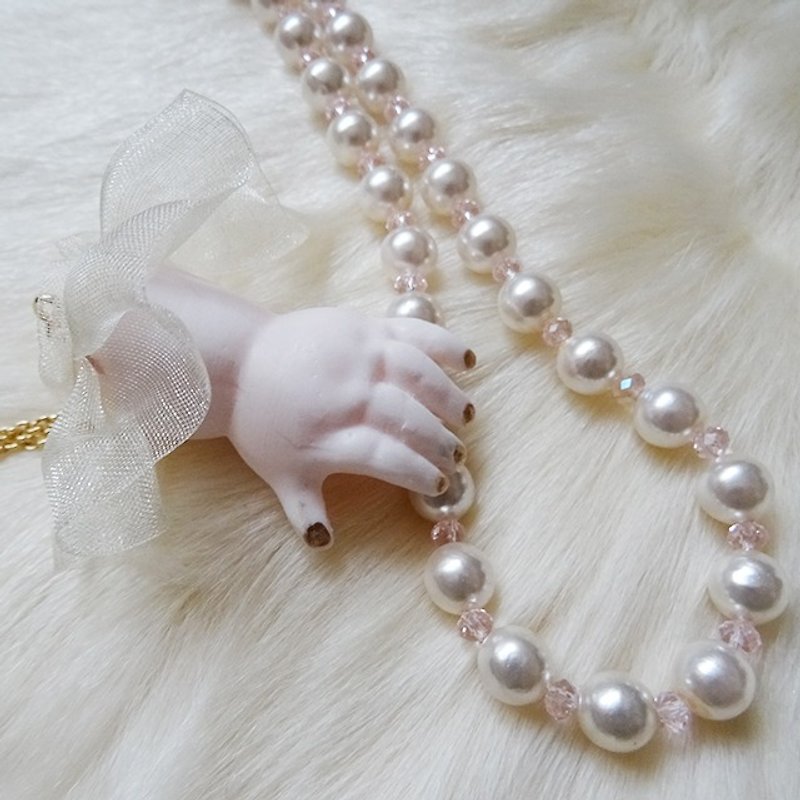 Doll hand long necklace Harajuku kawaii Girly Vintage antique - Long Necklaces - Plastic White
