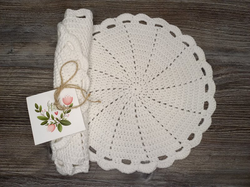 Set of 4 crochet PLACEMAT Crochet doily Knitted coaster Napkin Table decoration - 桌布/桌巾/餐墊 - 棉．麻 白色