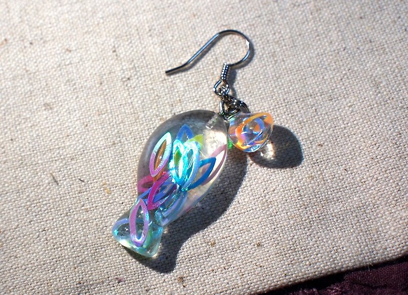 Fish and water _ transparent resin _ hanging earrings _ imagine the feeling of fish shaking in the ear _ olive 5 - ต่างหู - เรซิน หลากหลายสี
