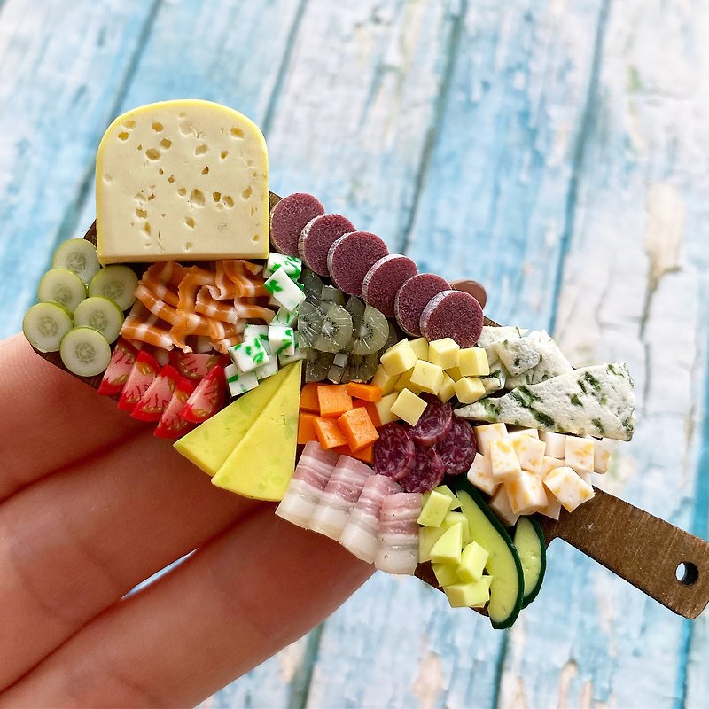 Magnet Realistic Miniature Charcuterie Board - Charms - Clay Multicolor