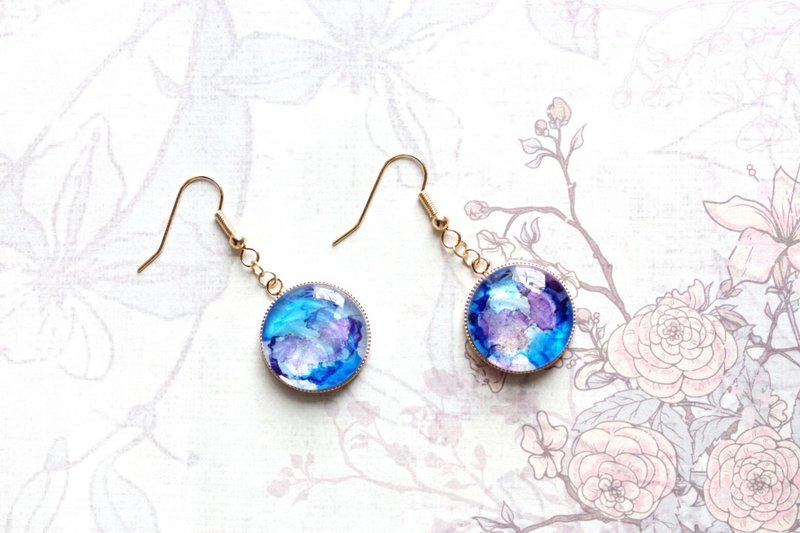 Resin Art Round Earrings - Alice in a Cage - ต่างหู - เรซิน สีน้ำเงิน