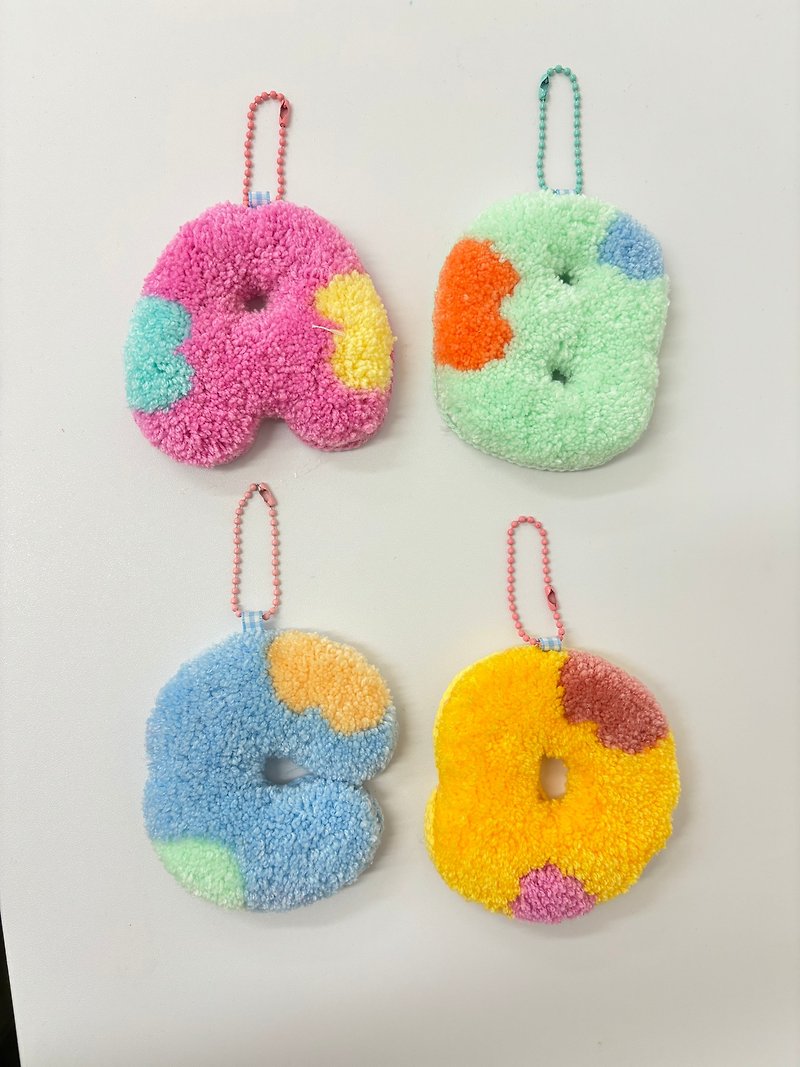 [Mao Shen Shen] Letter pendant can be customized | Russian embroidery - พวงกุญแจ - ขนแกะ หลากหลายสี
