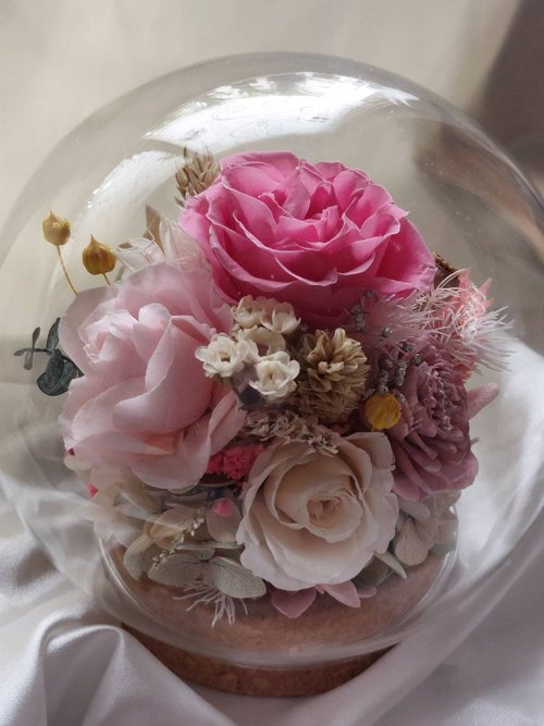 Kodawari Plant Art Workshop 玫瑰玻璃球 永生花玻璃罩.花盅 祝賀花禮 生日.情人節.母親節