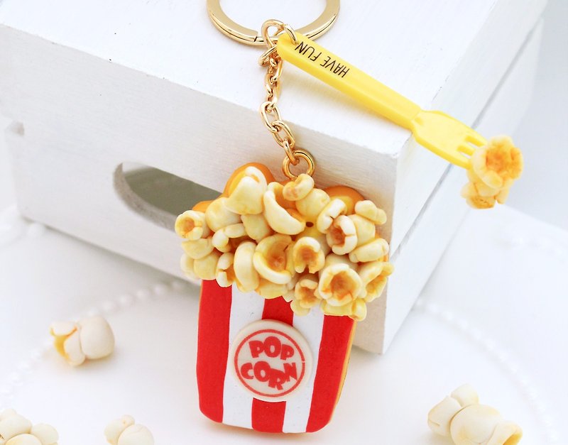 Frosted popcorn cone key ring charm - ที่ห้อยกุญแจ - ดินเหนียว สีแดง